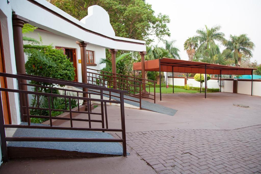 Lapologa Bed & Breakfast Tzaneen Værelse billede